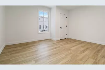 2 Elmwood St #2, Amesbury, MA 01913 - Photo 11