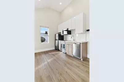 41 Wolcott St #5, Everett, MA 02149 - Photo 13