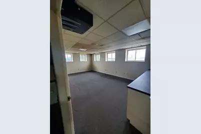 475 Church St, New Bedford, MA 02745 - Photo 9