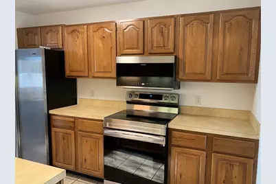 112 Beacon Park #112, Webster, MA 01570 - Photo 3