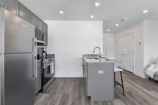 585 Essex St, Lynn, MA 01901 - Photo 9