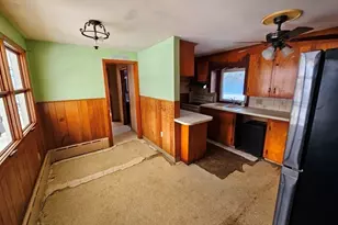 115 Main St, Cheshire, MA 01225 - Photo 5