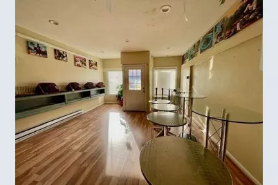 379 Park Ave #B, Worcester, MA 01610 - Photo 3