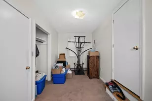 34 Putnam St, Somerville, MA 02143 - Photo 15