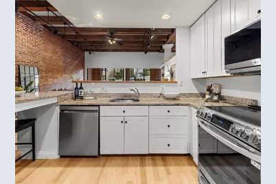 33 Sleeper St #104, Boston, MA 02210 - Photo 9