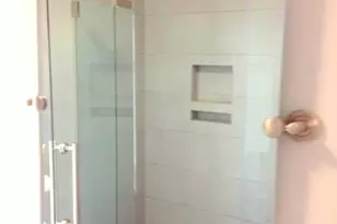 285 Hawthorn St, New Bedford, MA 02740 - Photo 11