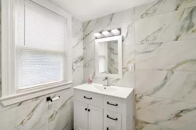 56 Edgecliff Rd #1, Watertown, MA 02472 - Photo 9