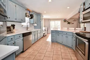 32 Gault Rd, Wareham, MA 02576 - Photo 3