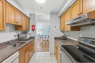 22 Railroad St, Andover, MA 01810 - Photo 9