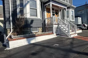 58 Hichborn St, Boston, MA 02135 - Photo 15