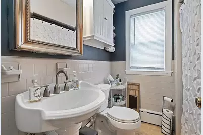 289 Milton St #1, Dedham, MA 02026 - Photo 5