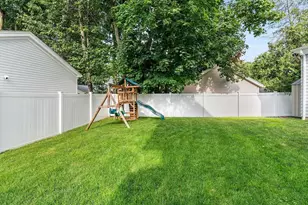 638 Webster St, Needham, MA 02492 - Photo 39