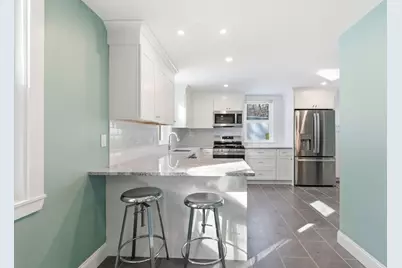 18 West St, Hingham, MA 02043 - Photo 5