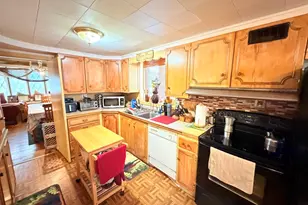 331 Burncoat St, Worcester, MA 01606 - Photo 7