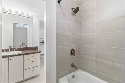 183 Gardner St, Hingham, MA 02043 - Photo 35