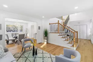 183 Gardner St, Hingham, MA 02043 - Photo 17