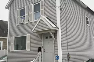 11 Cottage St, Lowell, MA 01852 - Photo 3