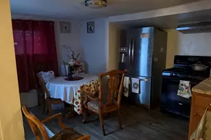 11 Cottage St, Lowell, MA 01852 - Photo 11