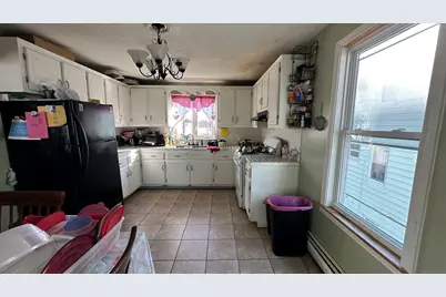 217 Plain St, Fall River, MA 02723 - Photo 15