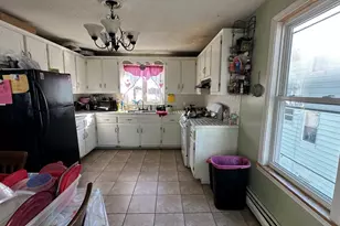 217 Plain St, Fall River, MA 02723 - Photo 15