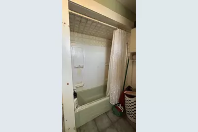 217 Plain St, Fall River, MA 02723 - Photo 17