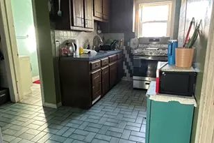 217 Plain St, Fall River, MA 02723 - Photo 31