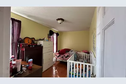 217 Plain St, Fall River, MA 02723 - Photo 25