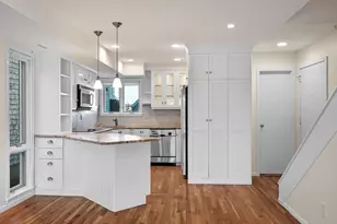 55 Brackett Pl, Marblehead, MA 01945 - Photo 5