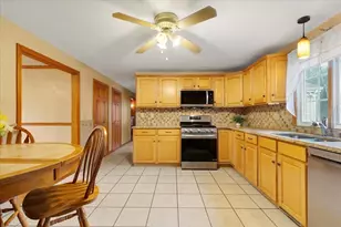 195 High St, Randolph, MA 02368 - Photo 15