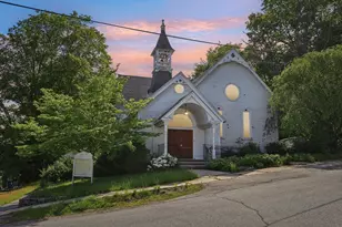 39 High St, Merrimac, MA 01860 - Photo 1