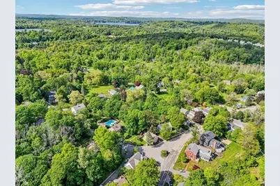 39 High St, Merrimac, MA 01860 - Photo 31