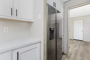 460 Collins St, Attleboro, MA 02703 - Photo 15