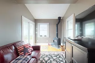 180 Hammond St, Waltham, MA 02453 - Photo 7