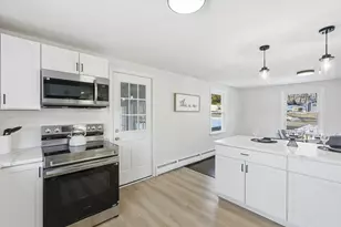 286 Westfield Rd, Holyoke, MA 01040 - Photo 11