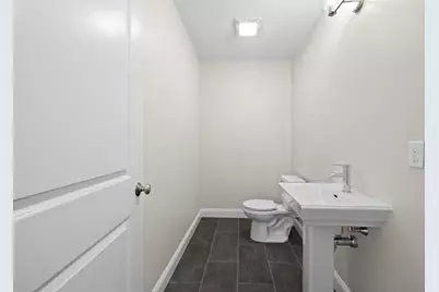 29 Johnson St #C, Taunton, MA 02780 - Photo 9