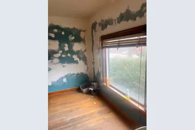 856 Newport, Attleboro, MA 02703 - Photo 15