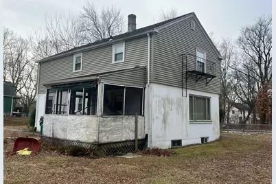 856 Newport, Attleboro, MA 02703 - Photo 7