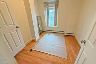 130 W 8th St, Boston, MA 02127 - Photo 15