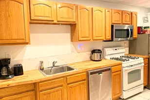 130 W 8th St, Boston, MA 02127 - Photo 9