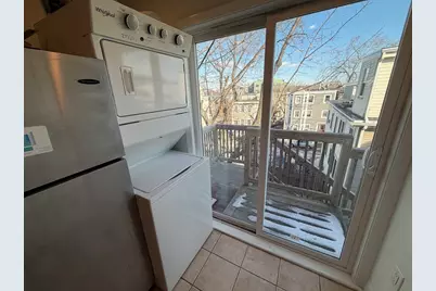 130 W 8th St #3, Boston, MA 02127 - Photo 17