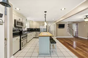 116 Seabrook Dr, Falmouth, MA 02536 - Photo 5