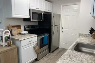 10 Walden Dr, Natick, MA 01760 - Photo 15