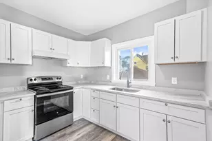 712-722 Eastern Ave, Fall River, MA 02723 - Photo 15