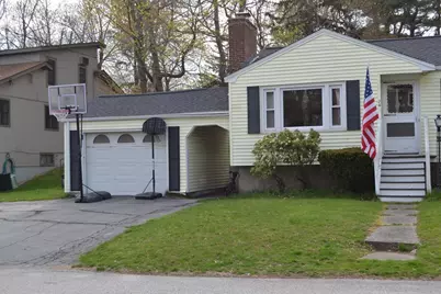 34 Bruce Ave, Shrewsbury, MA 01545 - Photo 3