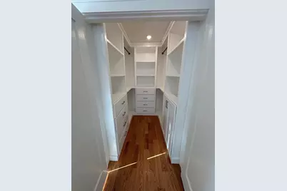 17 Bond St #A, Somerville, MA 02145 - Photo 5