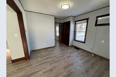 261 Litchfield St, Leominster, MA 01453 - Photo 7