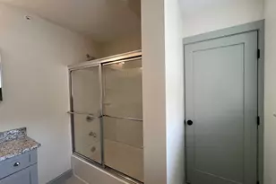 160 Seabury St, Fall River, MA 02720 - Photo 15