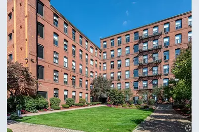 45 Willow #1, Springfield, MA 01103 - Photo 1