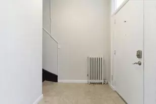 13 Knowlton St, Boston, MA 02127 - Photo 15