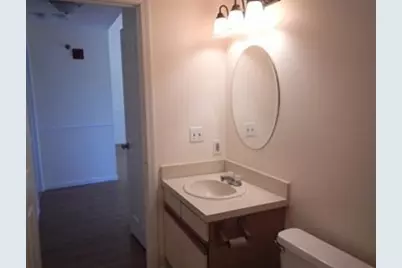 64 Tennis Plaza Rd #2, Dracut, MA 01826 - Photo 7